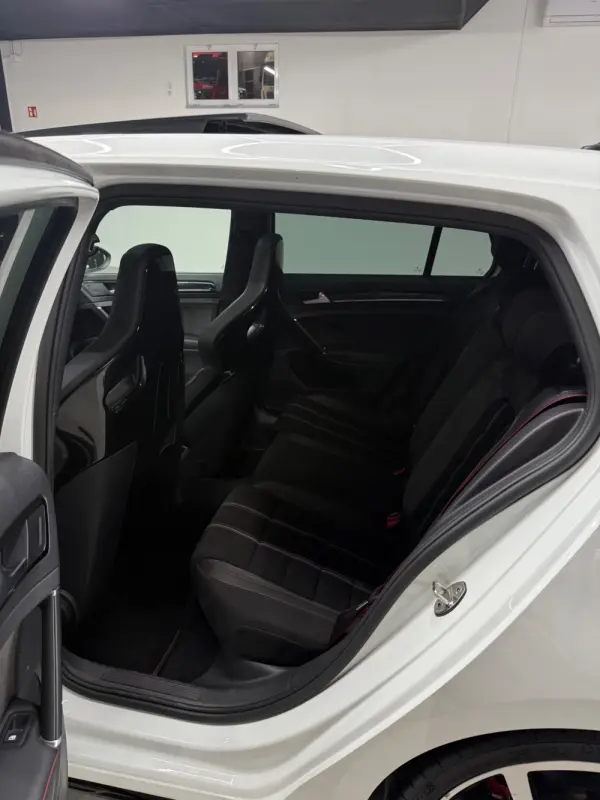 Volkswagen Golf GTI Clubsport DSG 15