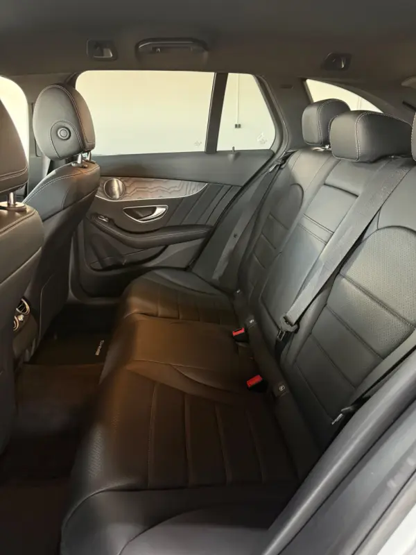 Mercedes-Benz C 250 (BlueTEC) d 4Matic Station 7G-TRONIC AMG Line 9
