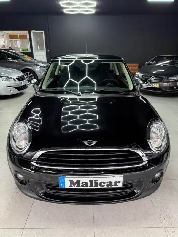 MINI 3 Portas One Brick Lane 2