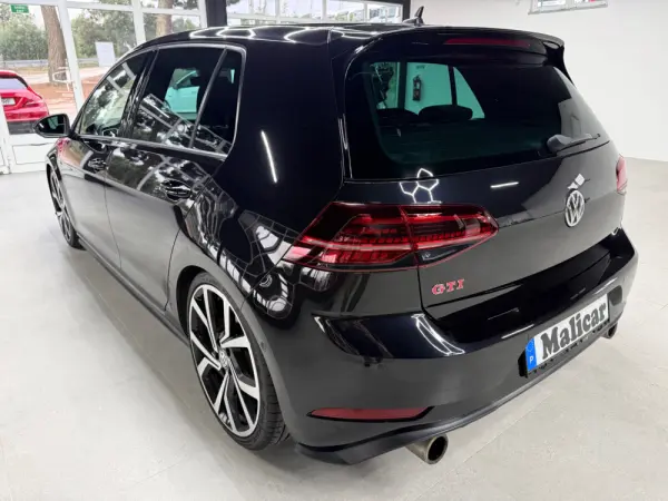 Volkswagen Golf 2.0 TSI GTI DSG Performance 5