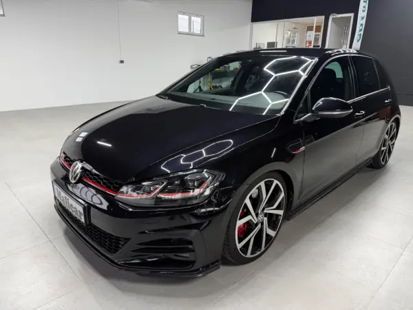 Volkswagen Golf 2.0 TSI GTI DSG Performance 7