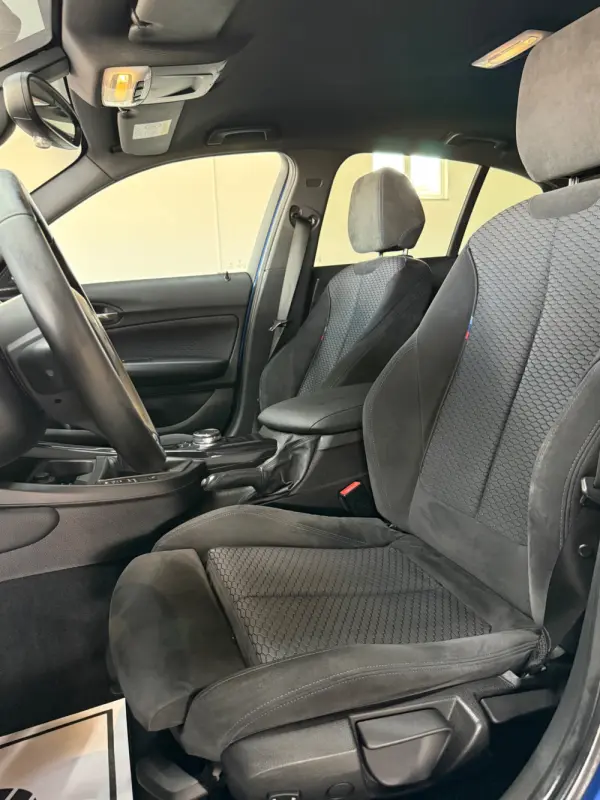 BMW 118 d Pack M 11