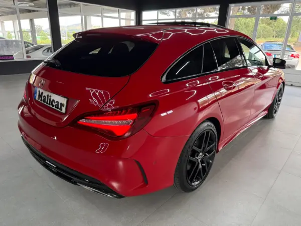 Mercedes-Benz CLA 180 7G-DCT AMG Line 3