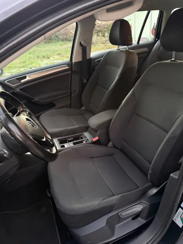 Volkswagen Golf Variant 1.6 TDi BlueMotion Confortline 12