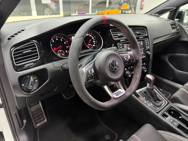 Volkswagen Golf GTI Clubsport DSG 13