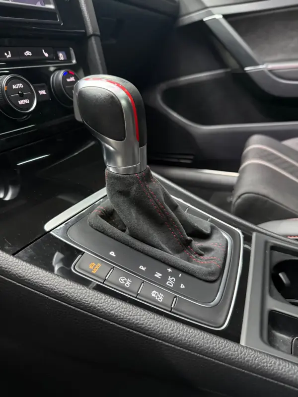 Volkswagen Golf GTI Clubsport DSG 18
