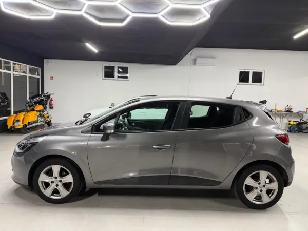 Renault Clio 0.9 TCE Confort 7