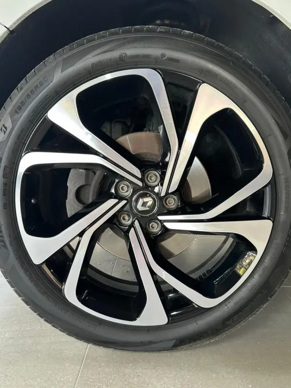Renault Grand Scénic dCi 110 EDC Bose Edition 10