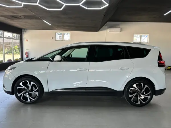 Renault Grand Scénic dCi 110 EDC Bose Edition 7