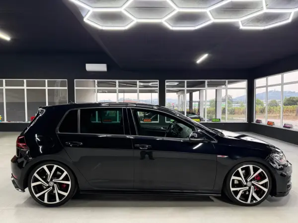 Volkswagen Golf 2.0 TSI GTI DSG Performance 2