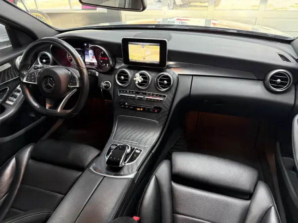 Mercedes-Benz C 250 (BlueTEC) d 4Matic Station 7G-TRONIC AMG Line 10