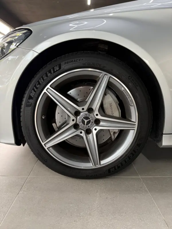 Mercedes-Benz C 250 (BlueTEC) d 4Matic Station 7G-TRONIC AMG Line 7