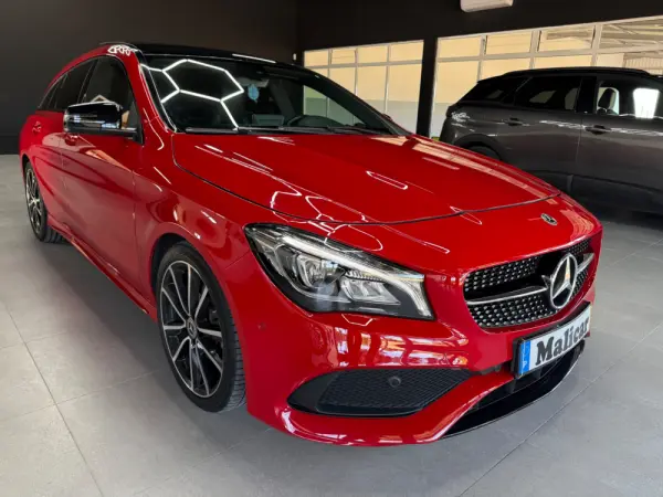 Mercedes-Benz CLA 180 7G-DCT AMG Line 1
