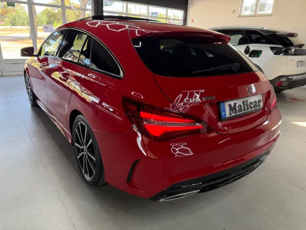 Mercedes-Benz CLA 180 7G-DCT AMG Line 7