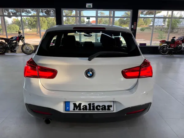 BMW 116 d Pack M 5