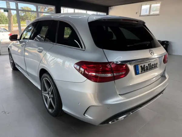 Mercedes-Benz C 250 (BlueTEC) d 4Matic Station 7G-TRONIC AMG Line 5