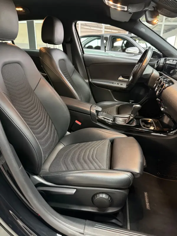 Mercedes-Benz A 180 d Progressive 10