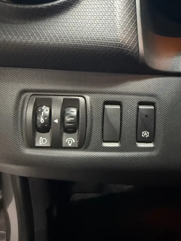 Renault Clio 0.9 TCE Confort 12