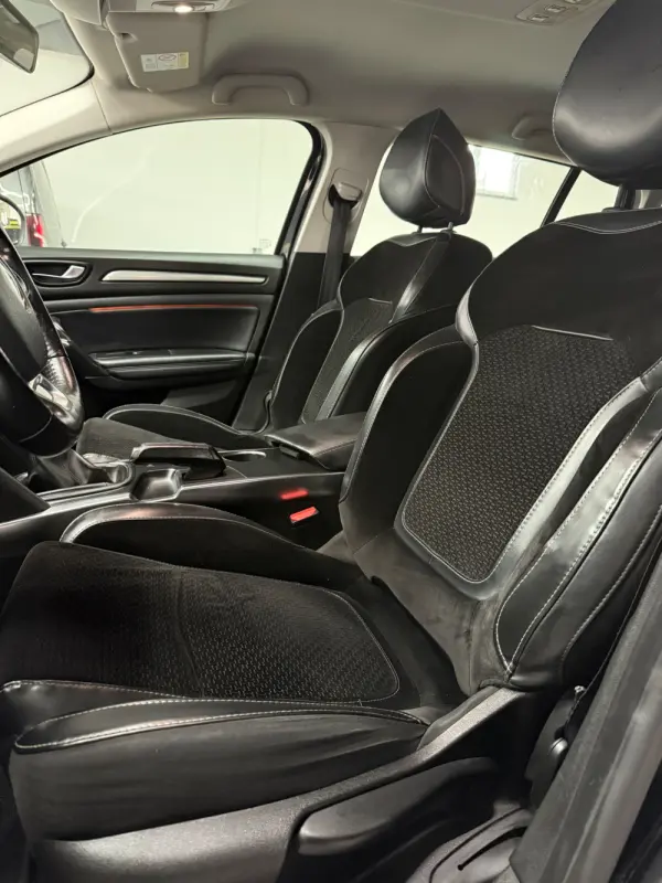 Renault Mégane Sport Tourer 1.5 dCi Bose Edition 8