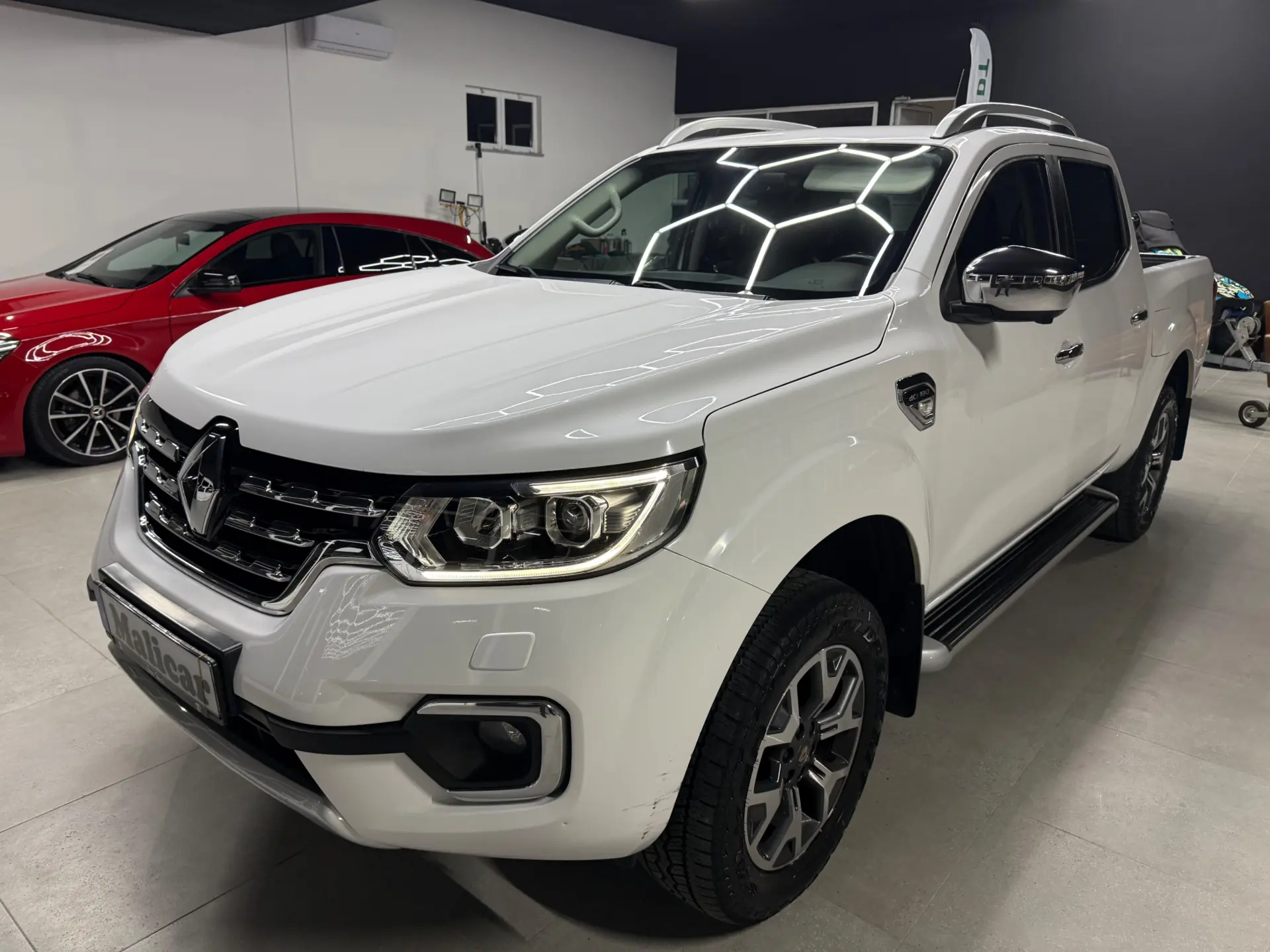 Renault Alaskan Cabine Dupla 4x4 Aut. INTENS 8