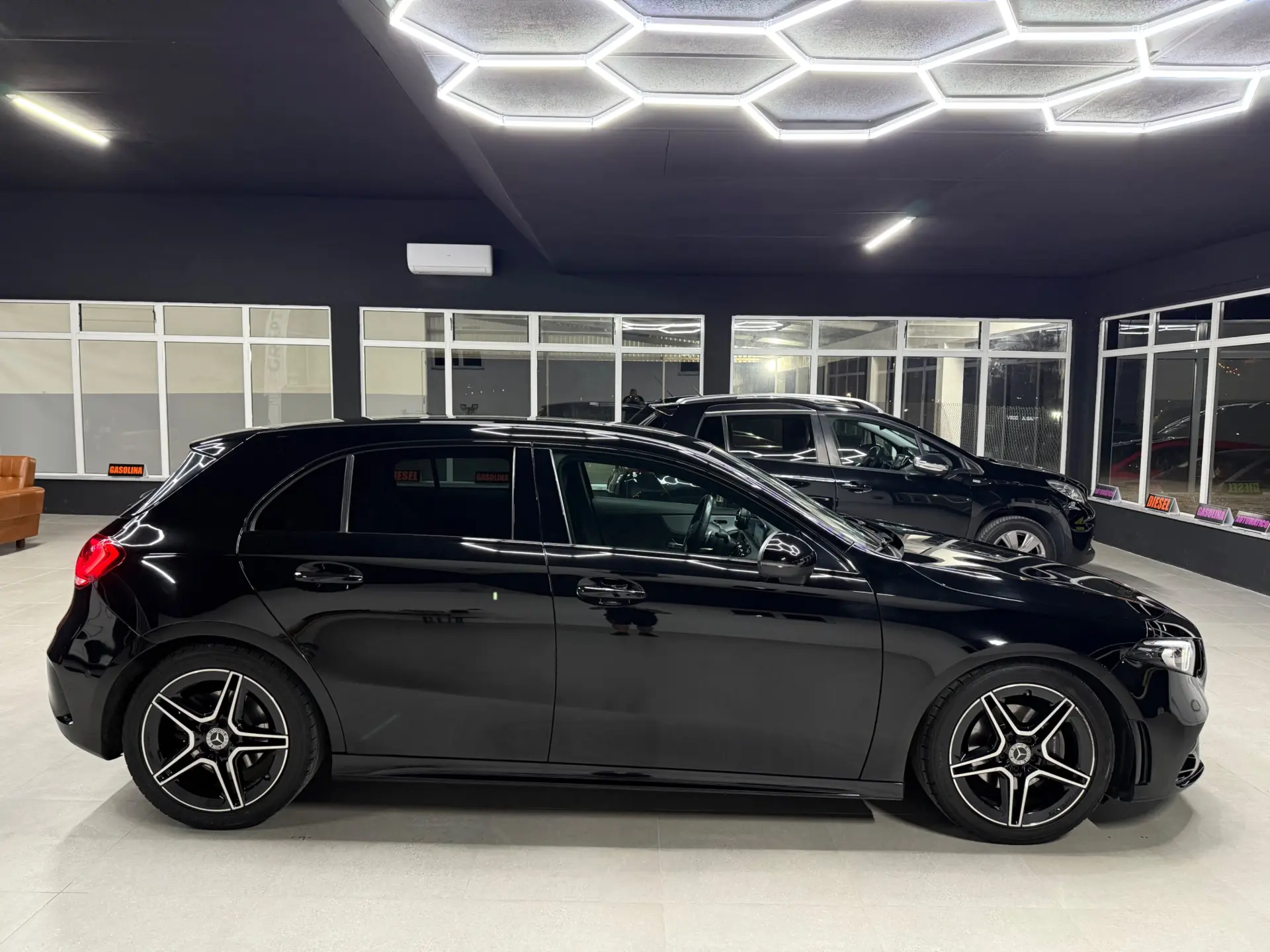 Mercedes-Benz A 200 7G-DCT Edition AMG Line 3