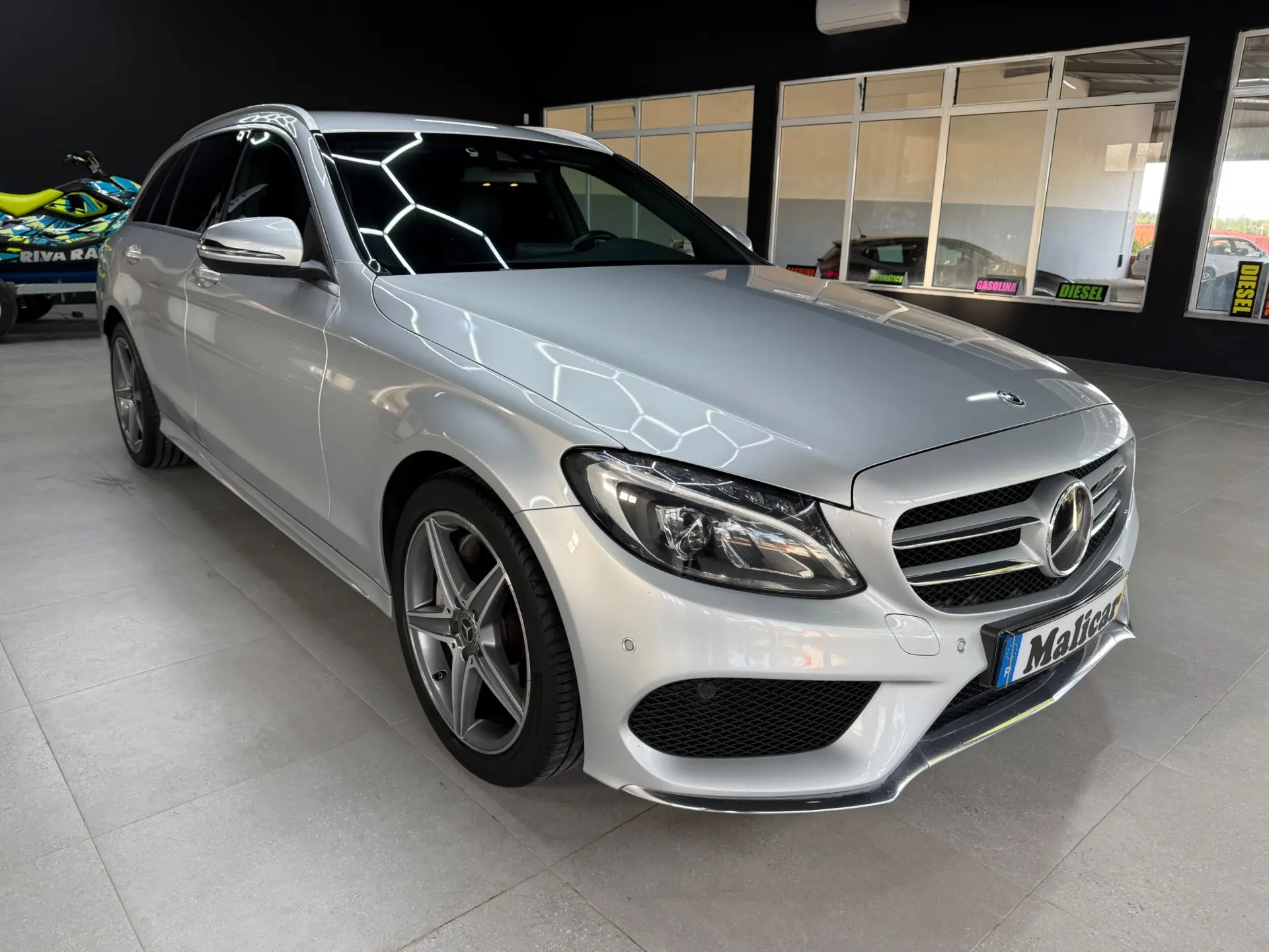 Mercedes-Benz C 250 (BlueTEC) d 4Matic Station 7G-TRONIC AMG Line 1