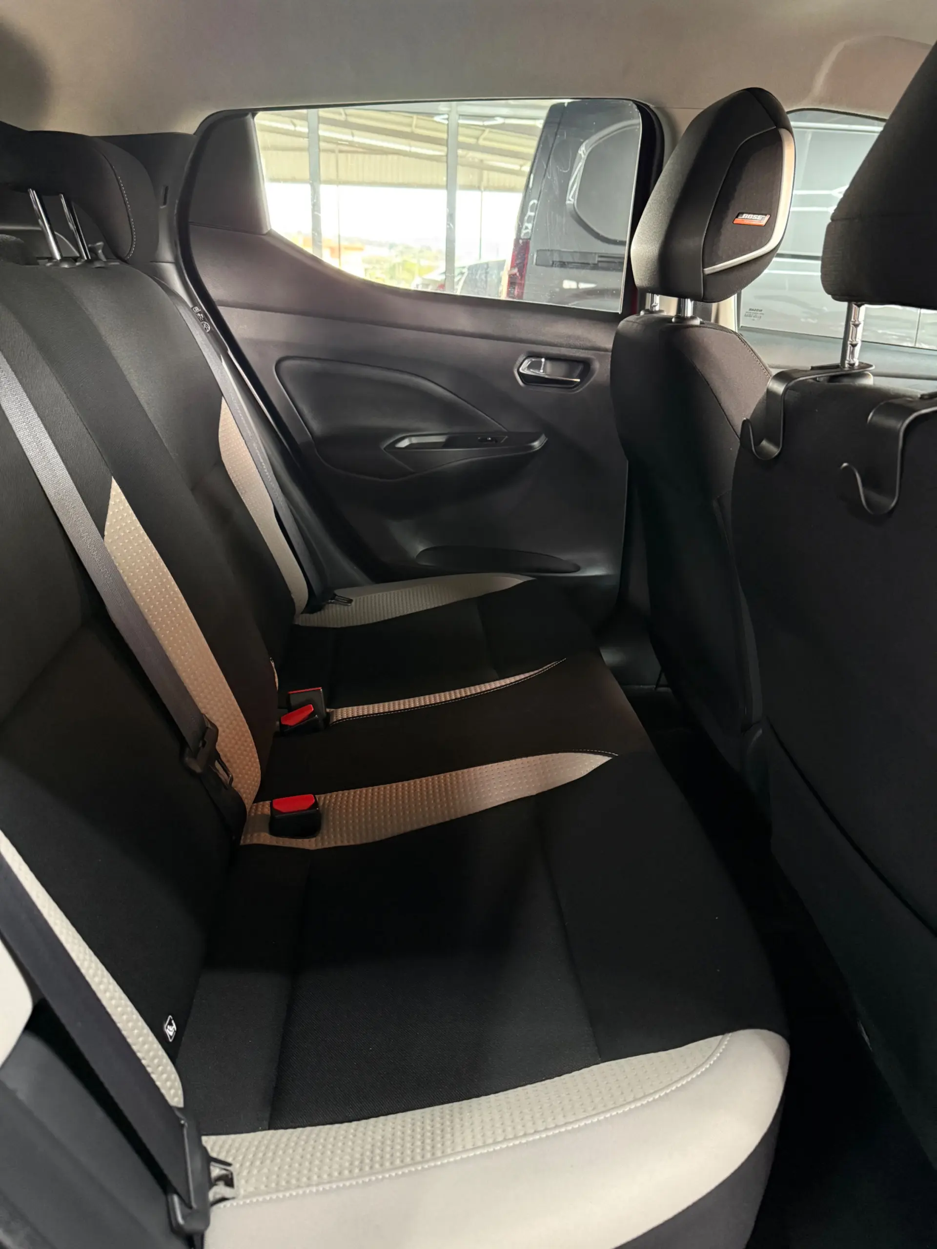 Nissan Micra 1.0 IG-T Tekna 11