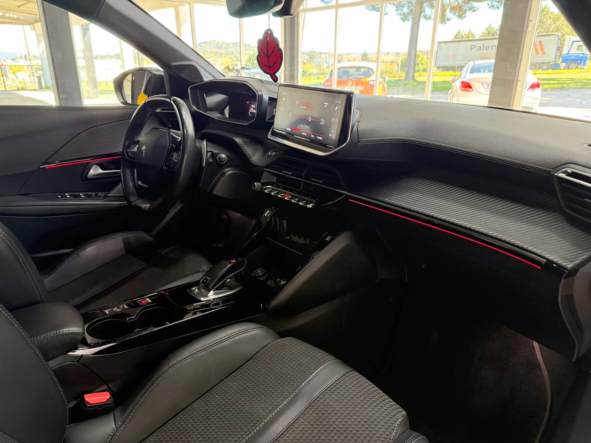 Peugeot 208 1.2 PureTech GT Line EAT8 9