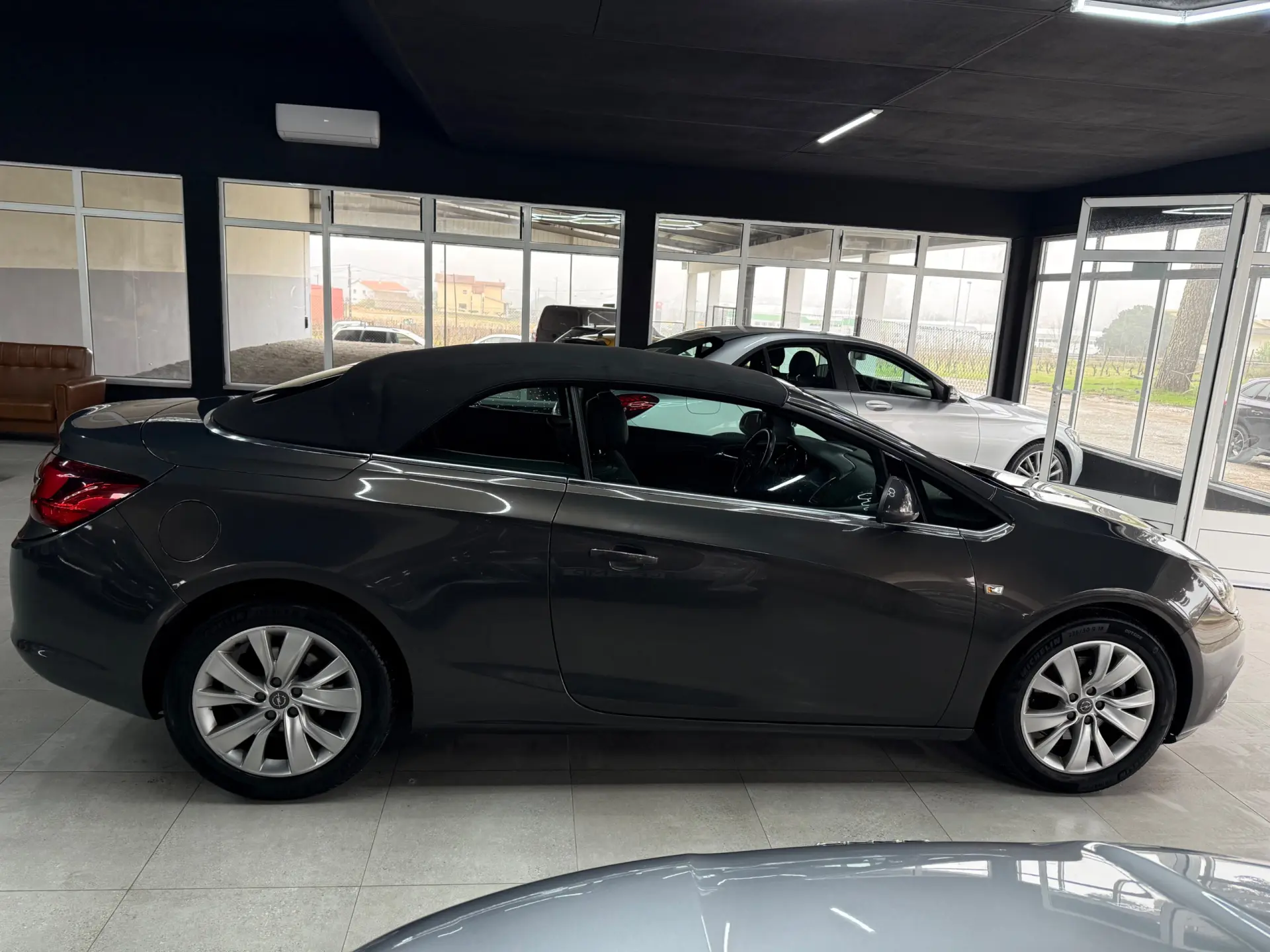 Opel Cascada 1.6 T S/S 3