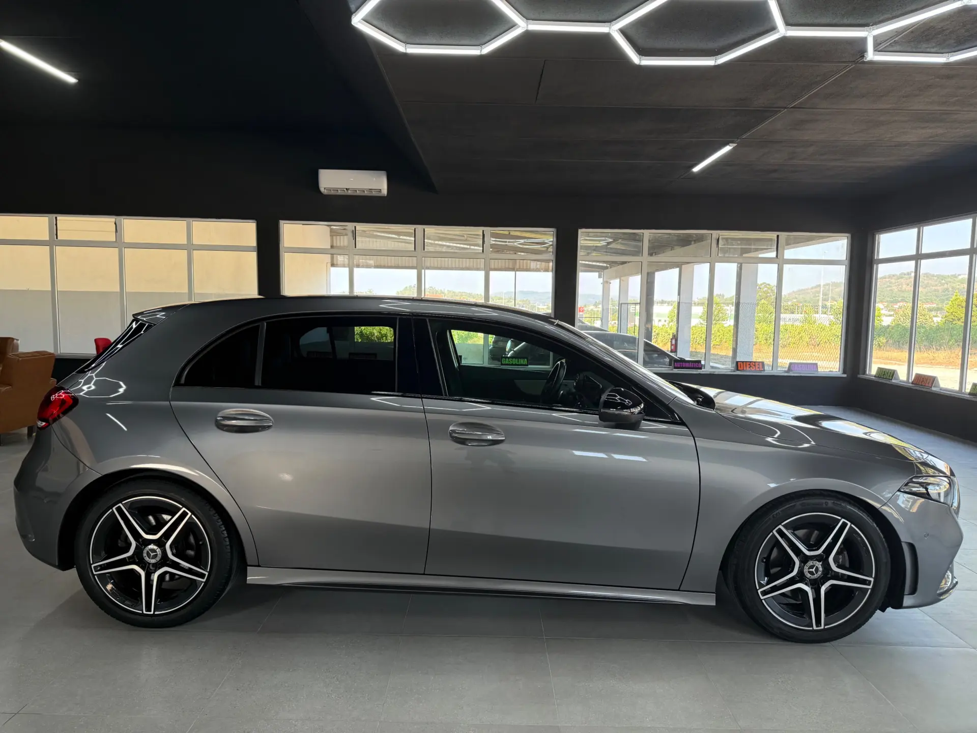 Mercedes-Benz A 200 7G-DCT Edition AMG Line 3