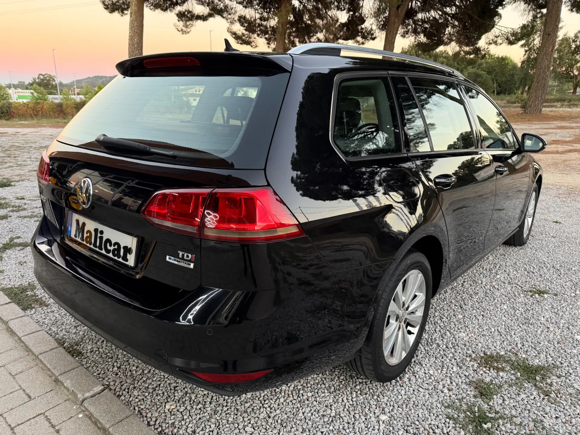 Volkswagen Golf Variant 1.6 TDi BlueMotion Confortline 4