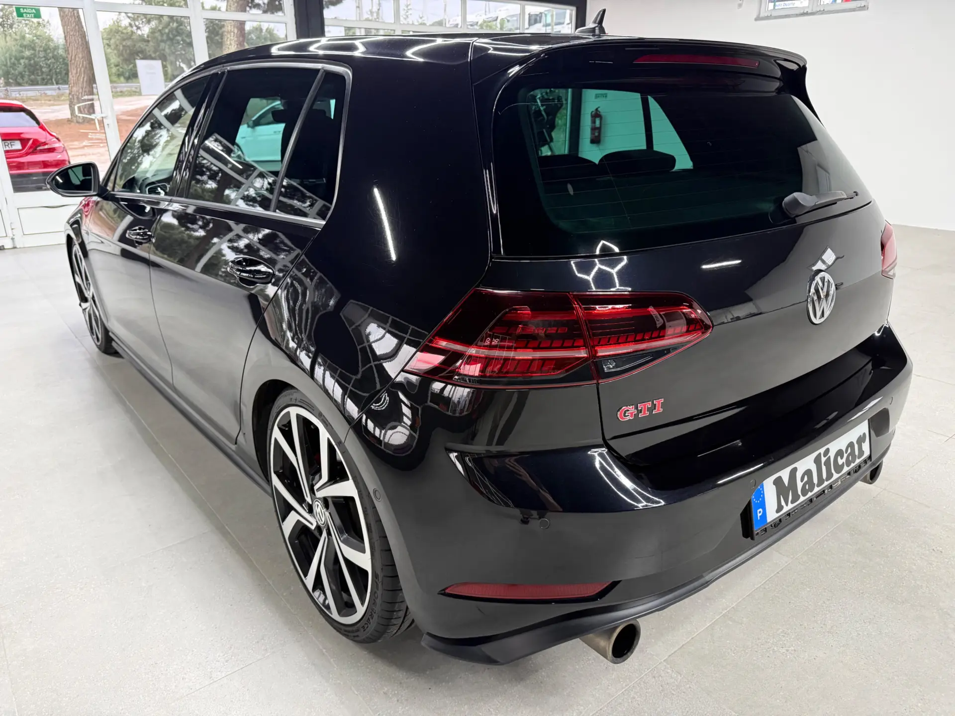Volkswagen Golf 2.0 TSI GTI DSG Performance 5