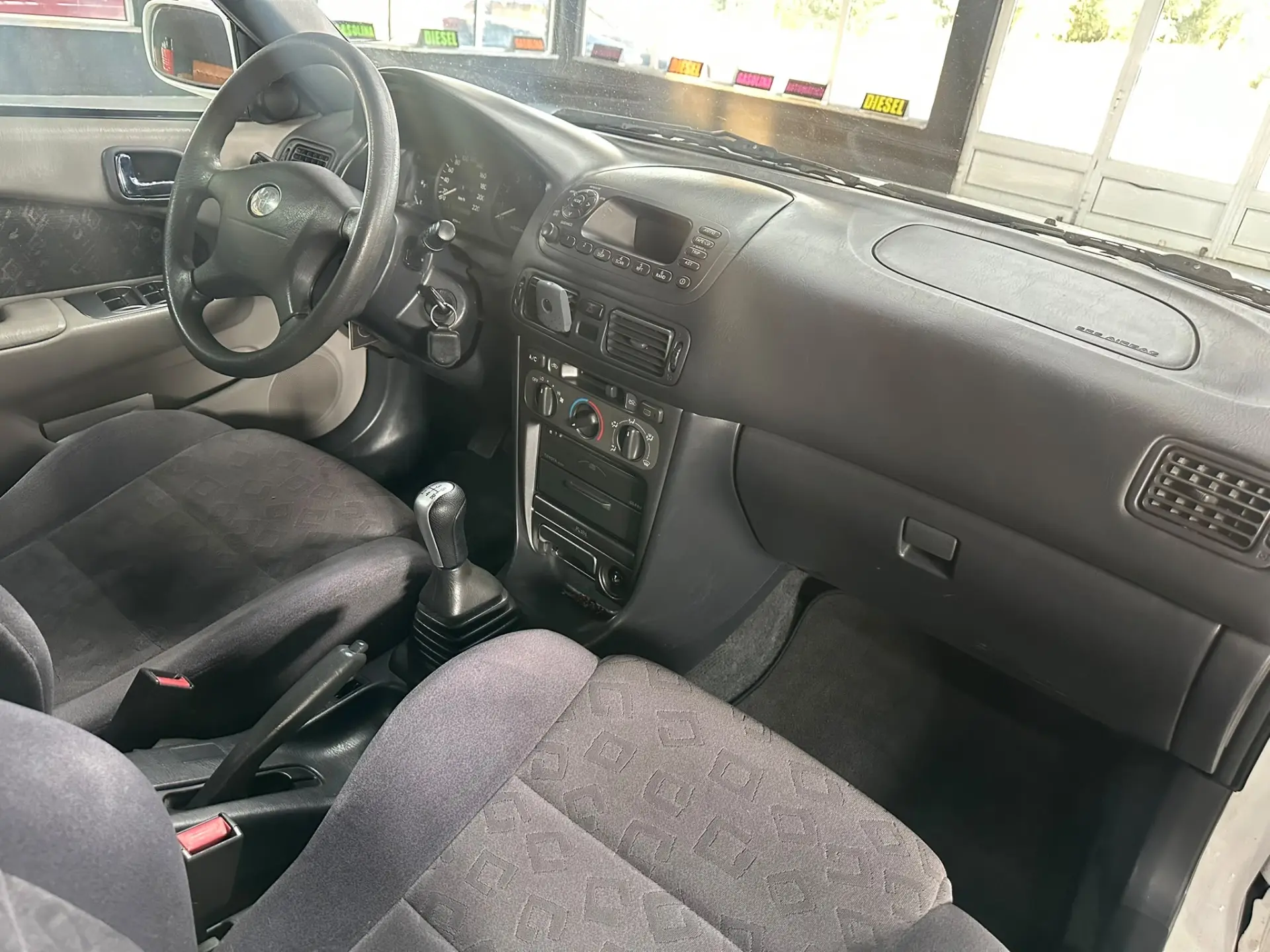 Toyota Corolla 1.4 VVT-i 9