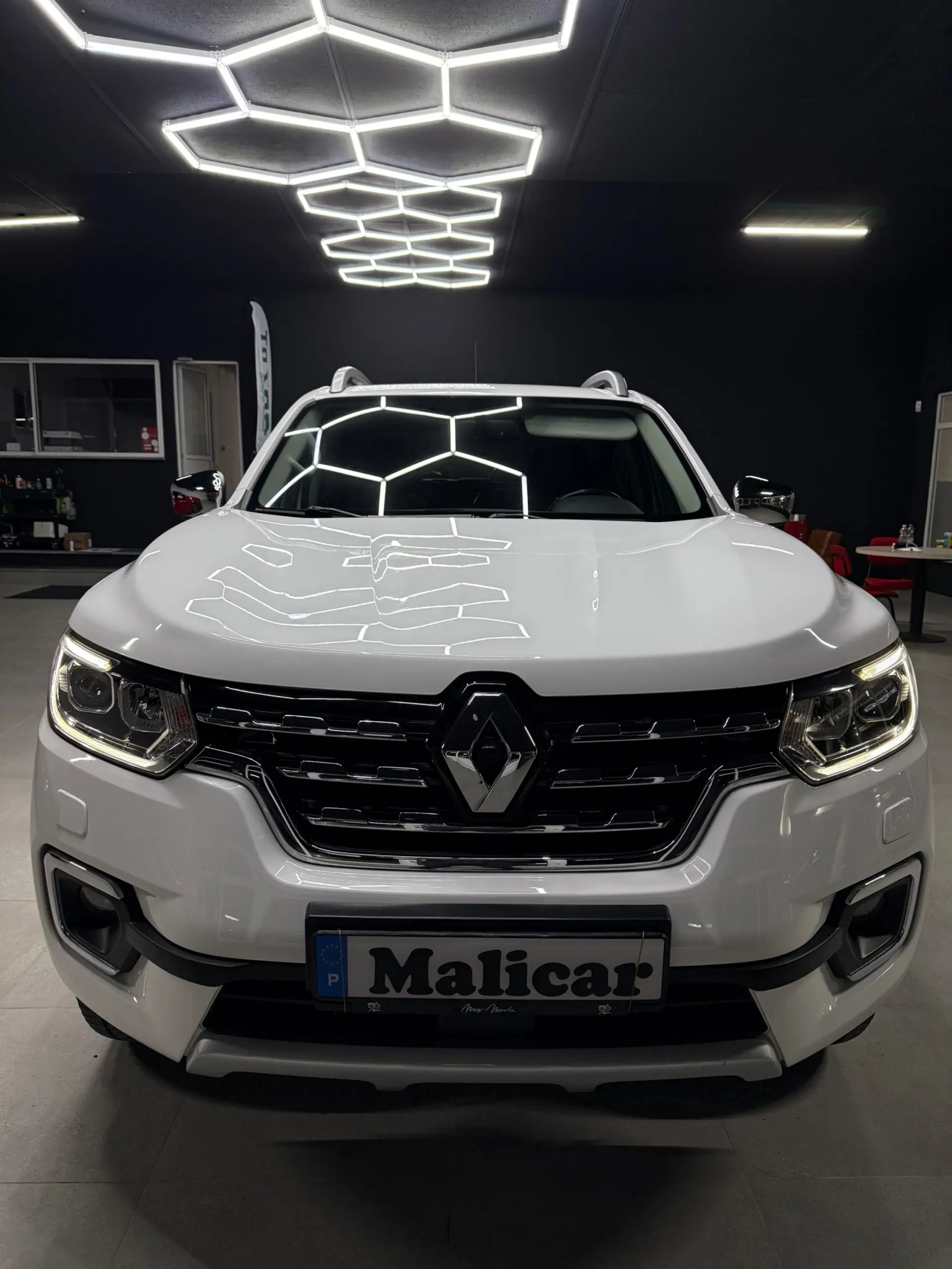 Renault Alaskan Cabine Dupla 4x4 Aut. INTENS 2