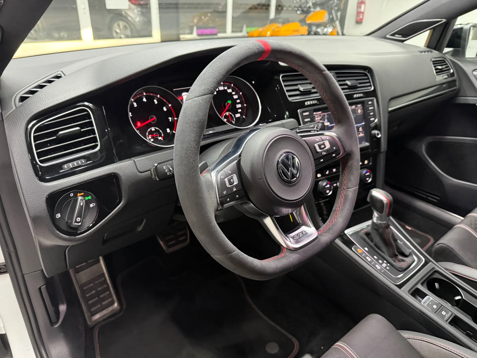 Volkswagen Golf GTI Clubsport DSG 13