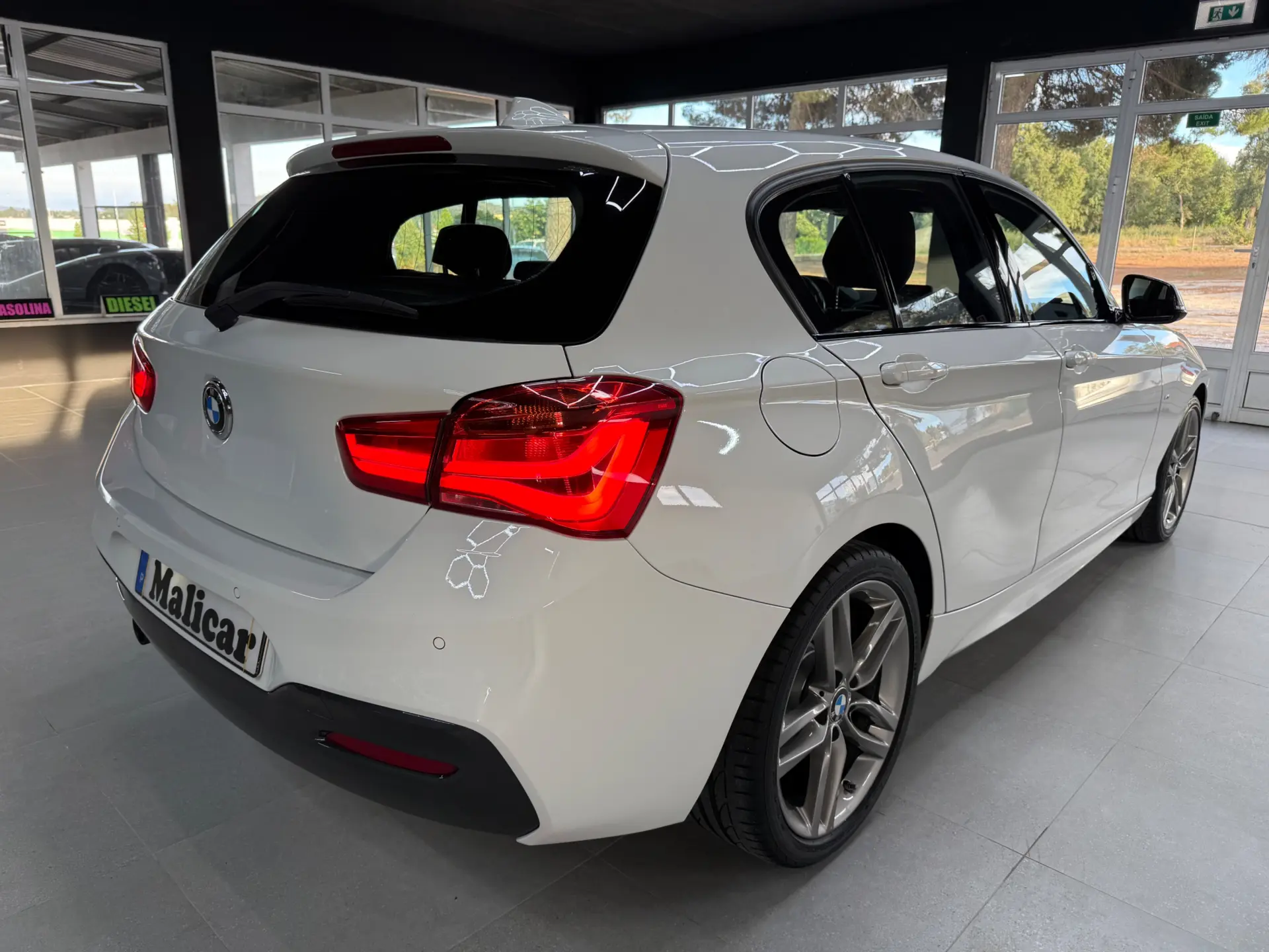 BMW 116 d Pack M 4