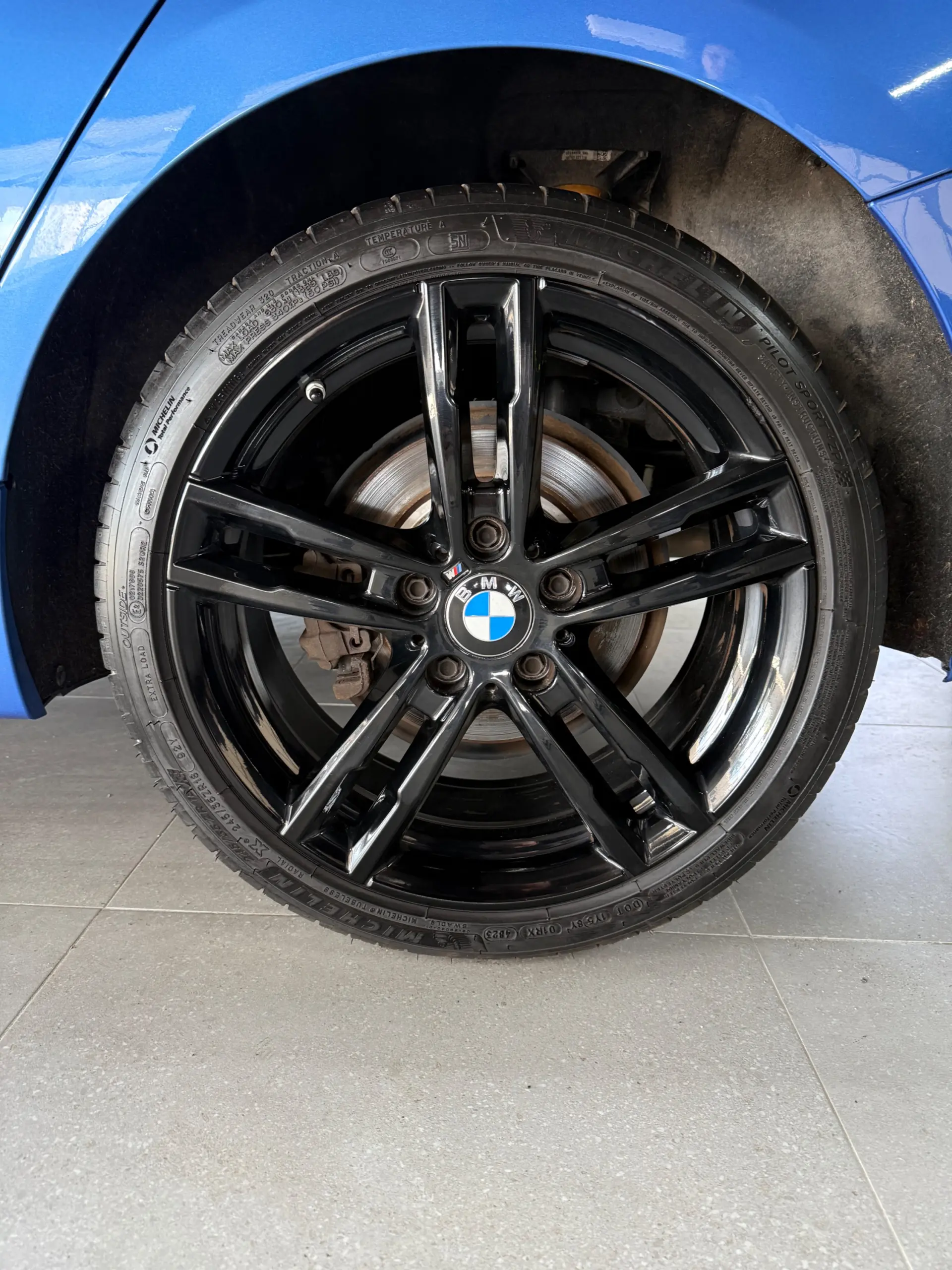 BMW 116 d Edition M Sport Shadow 11