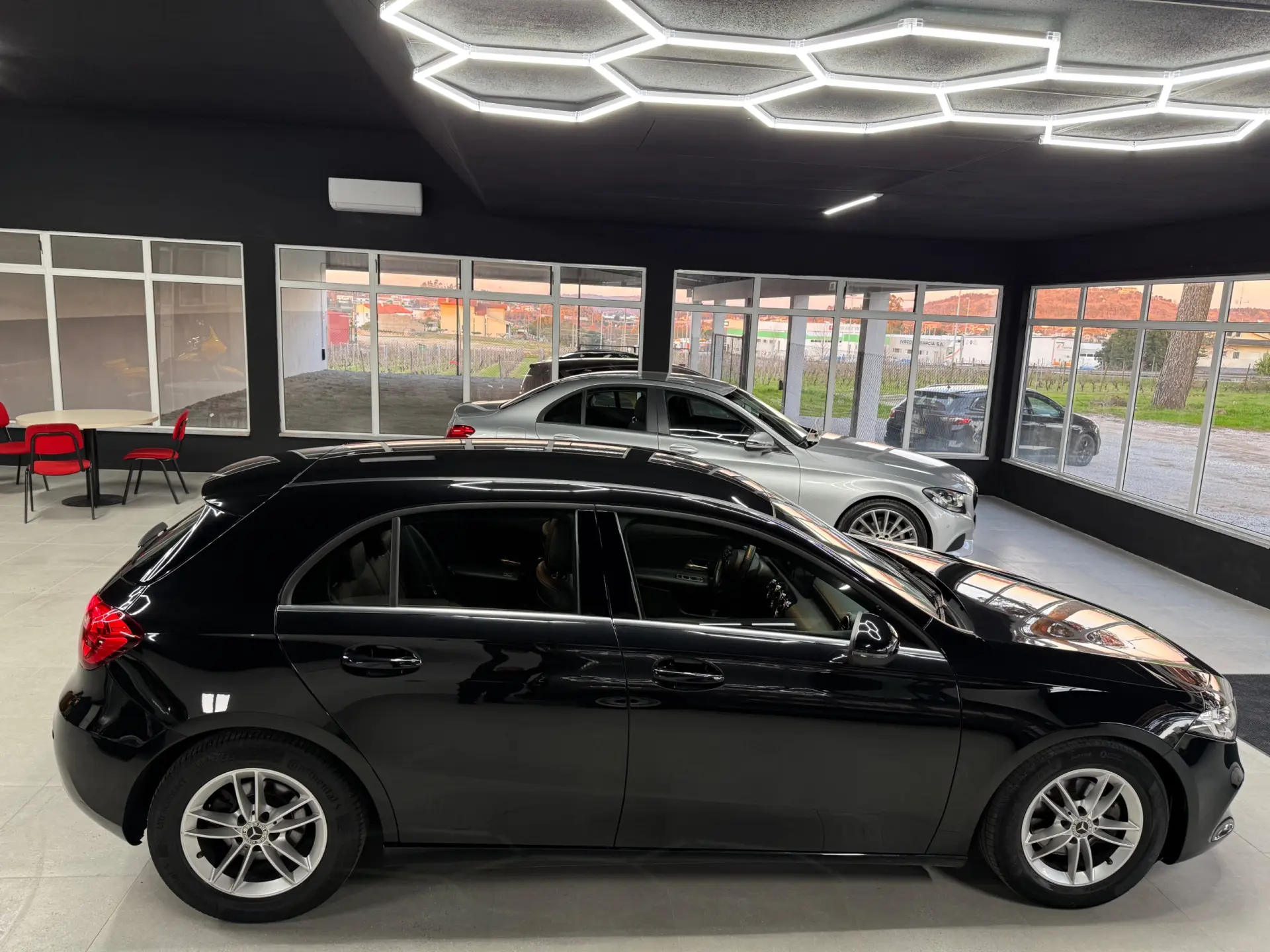 Mercedes-Benz A 180 d Progressive 3