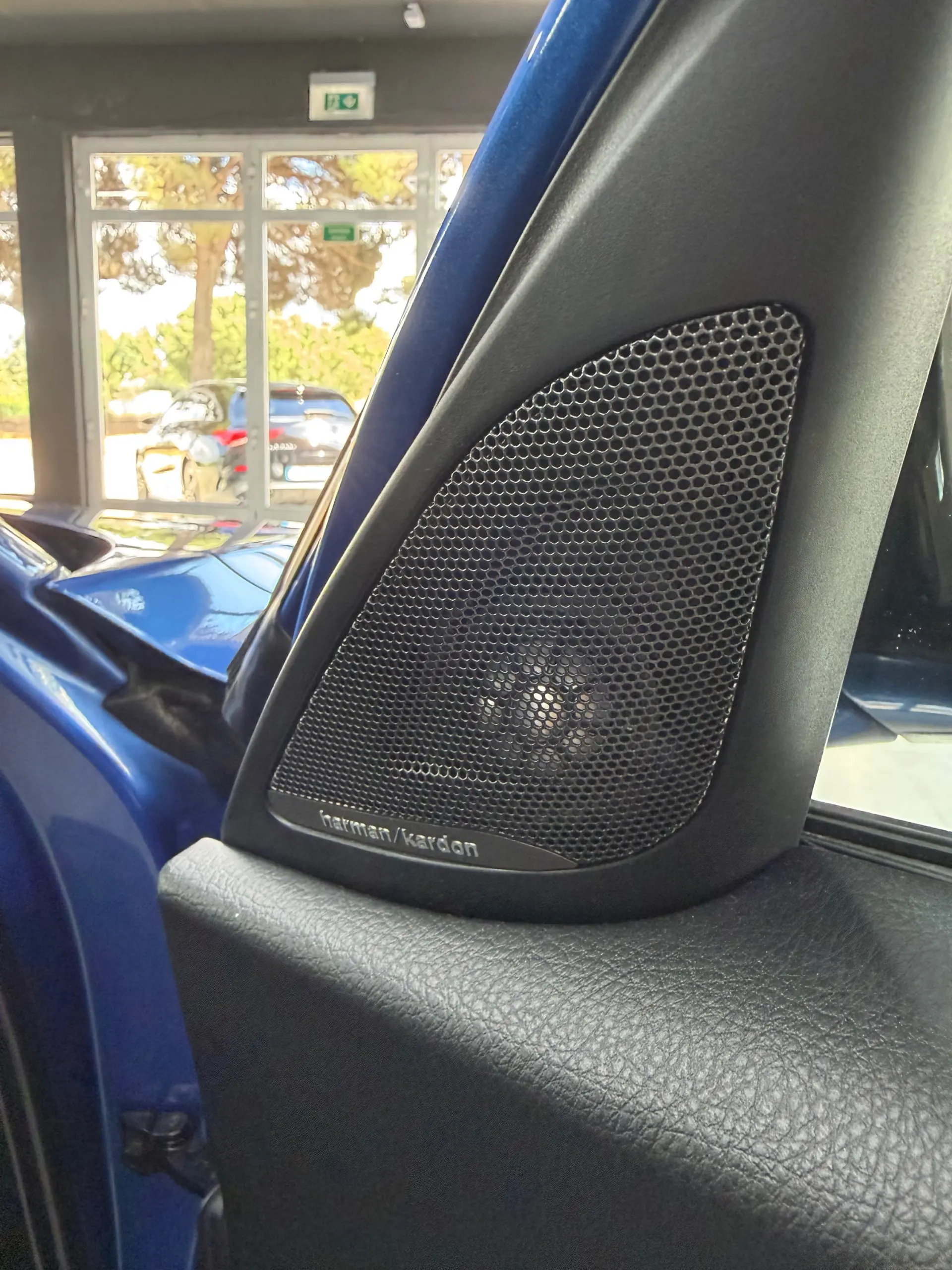 BMW 118 d Pack M 12