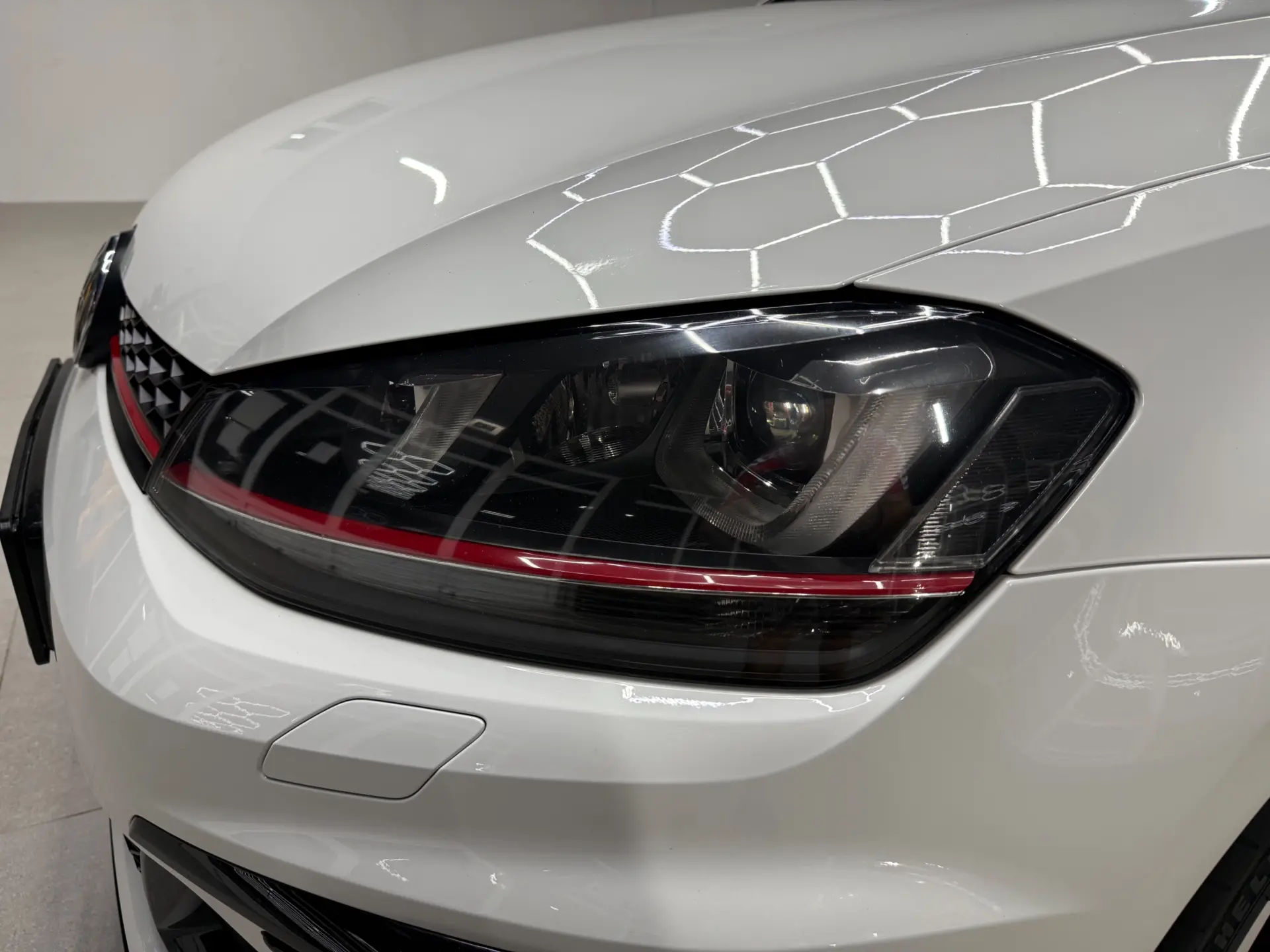 Volkswagen Golf GTI Clubsport DSG 10