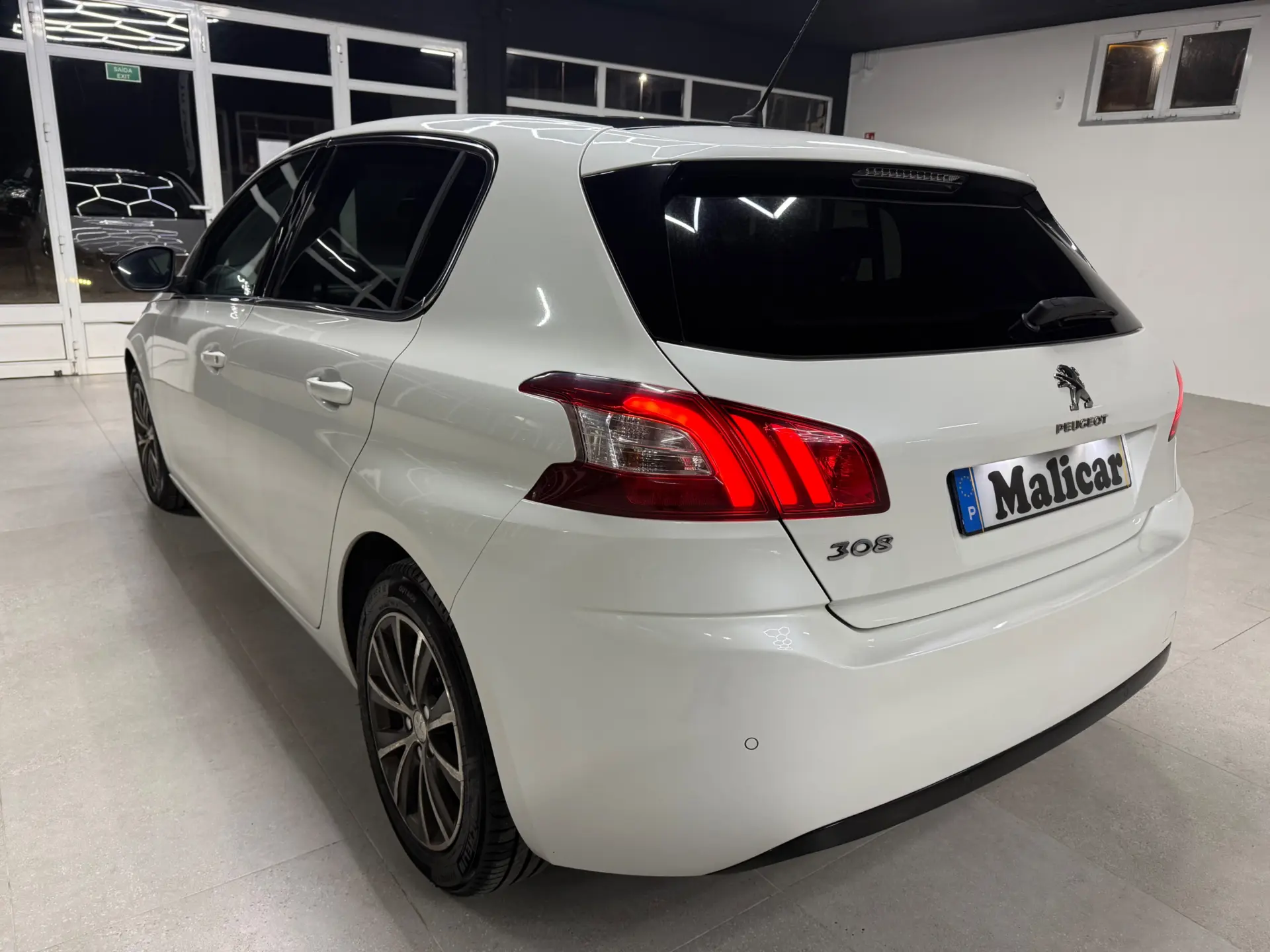 Peugeot 308 1.6 e-HDi Active 6