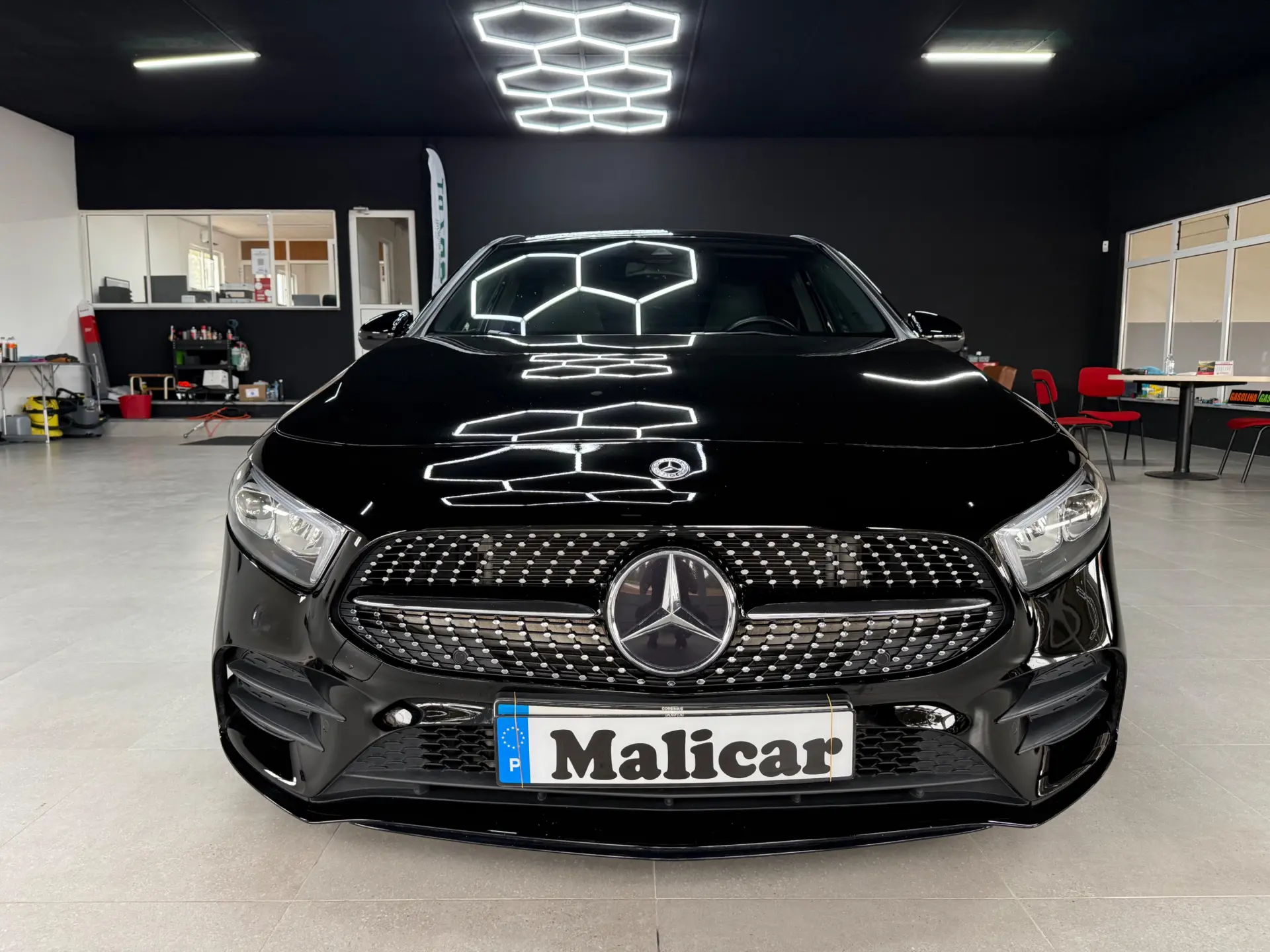 Mercedes-Benz A 200 7G-DCT Edition AMG Line 2