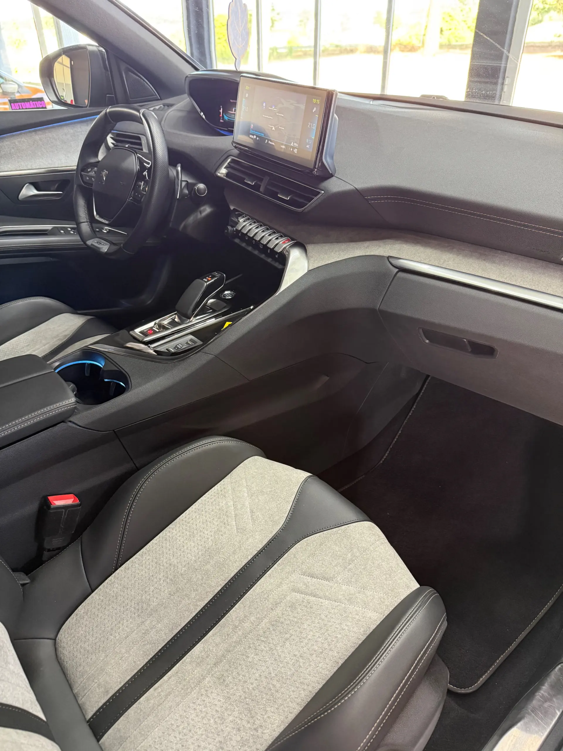 Peugeot 3008 1.6 Hybrid GT Pack e-EAT8 11