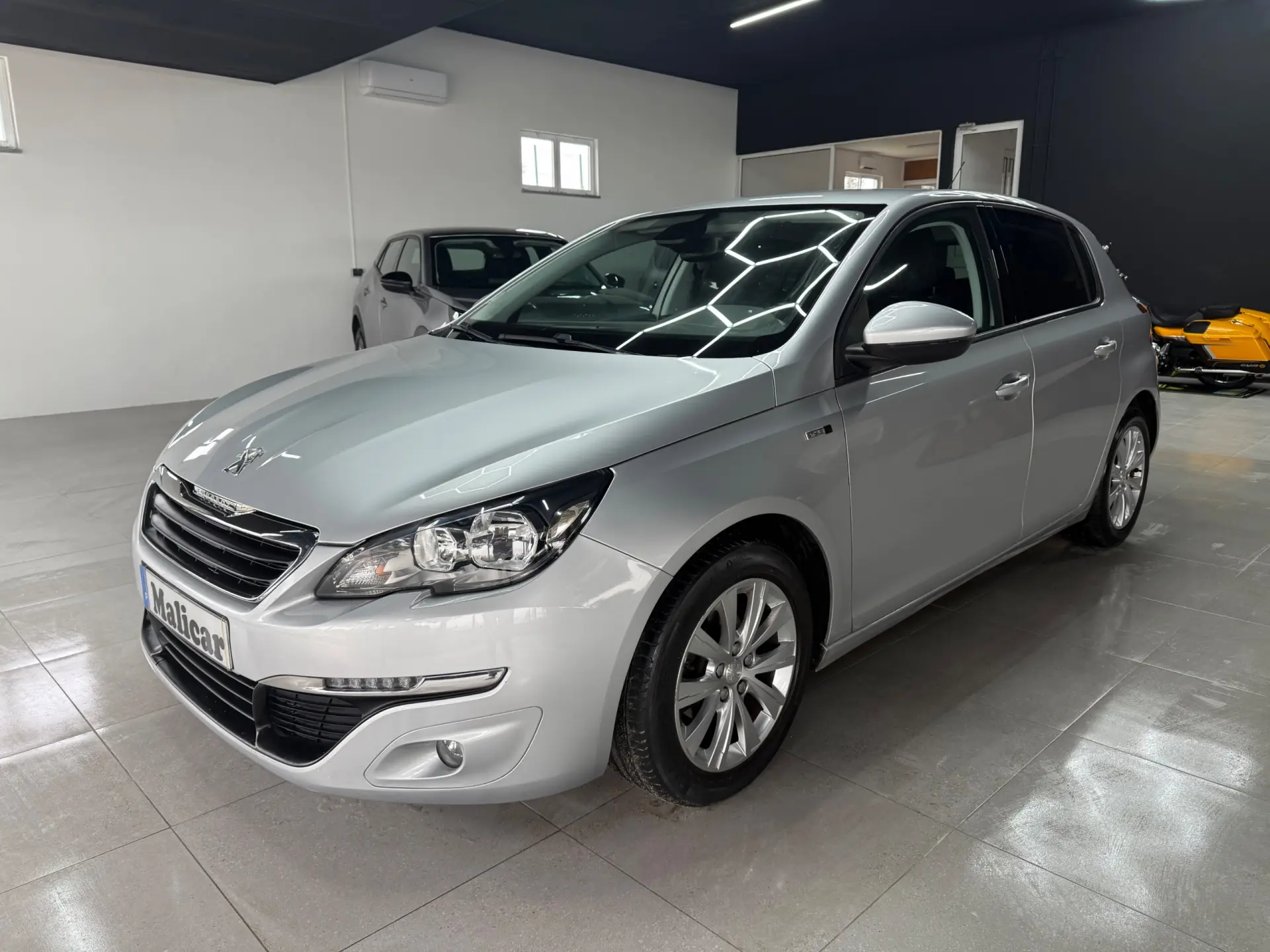 Peugeot 308 1.2 PureTech Style 8
