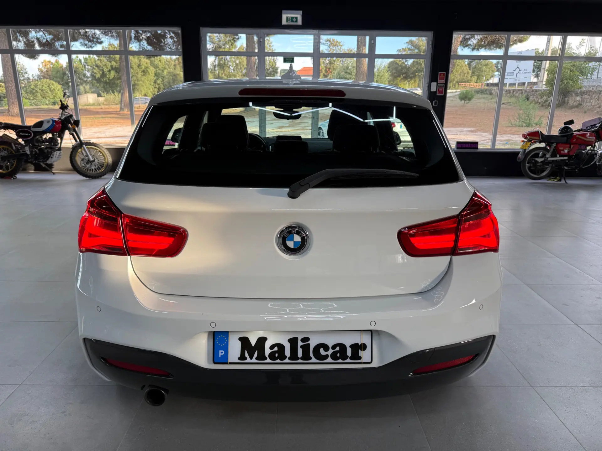 BMW 116 d Pack M 5