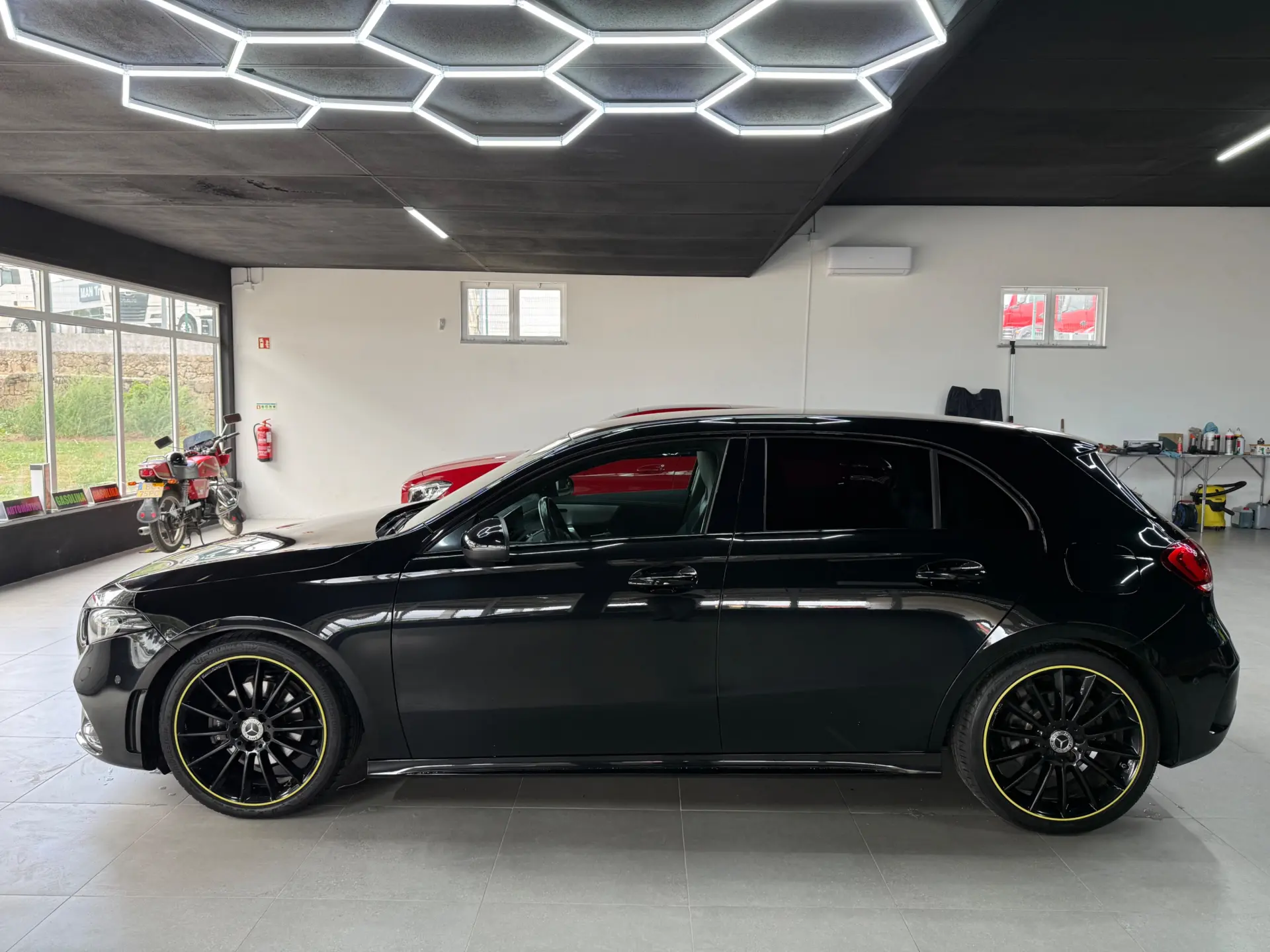 Mercedes-Benz A 200 7G-DCT Edition AMG Line 6