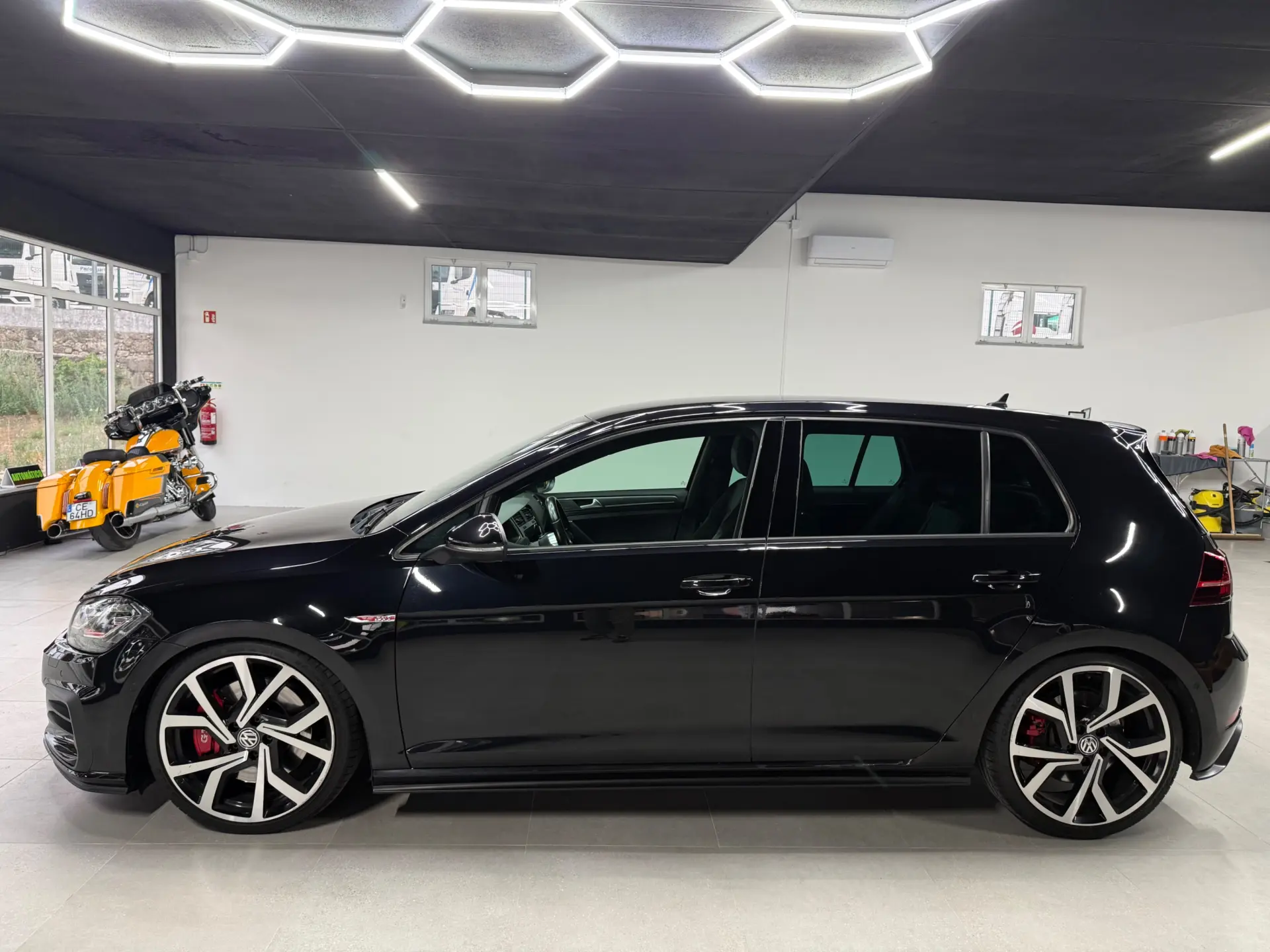 Volkswagen Golf 2.0 TSI GTI DSG Performance 6