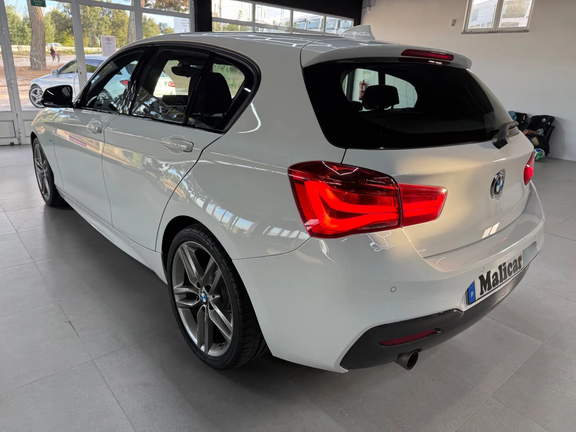 BMW 116 d Pack M 6