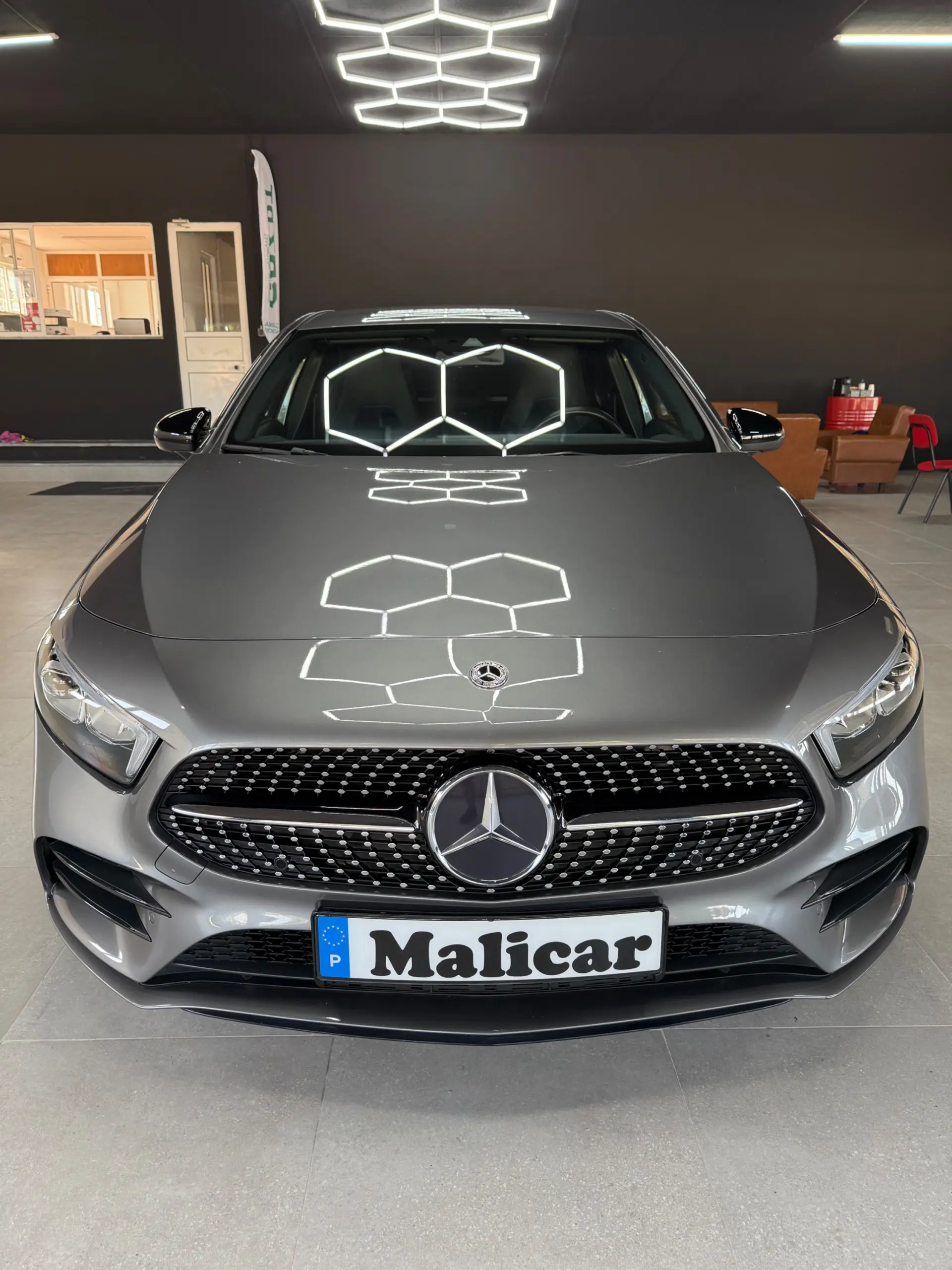 Mercedes-Benz A 200 7G-DCT Edition AMG Line 2