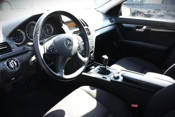 Mercedes-Benz C 220 CDi Classic BlueEfficiency 19